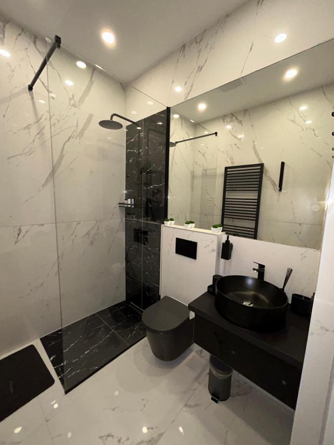 Deluxe Apartment Favoriten Вена Экстерьер фото